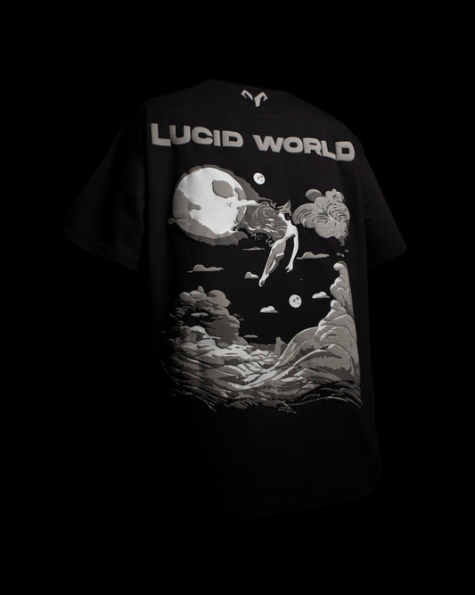 LUCID WORLD Oversized T-shirt